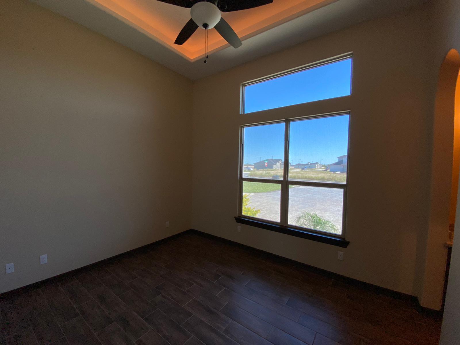 Building Photo - 13921 N 36th St