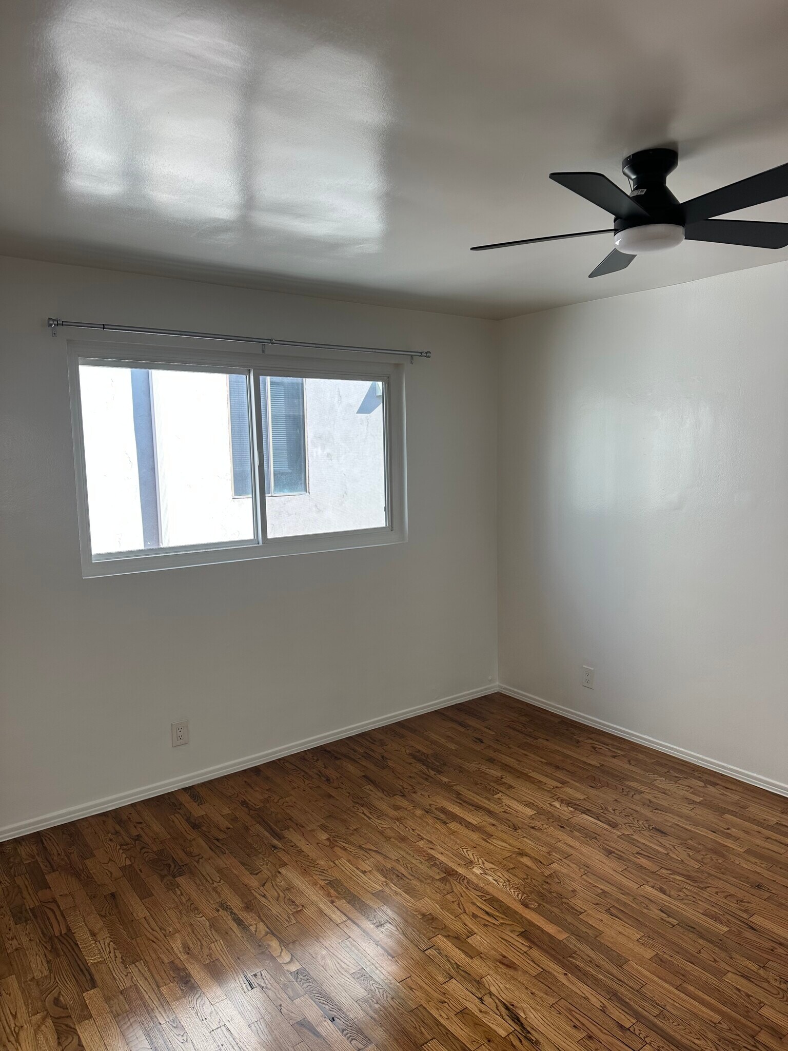 Building Photo - 6070 Pickford St