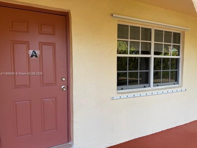 Building Photo - 4065 SW 51st St