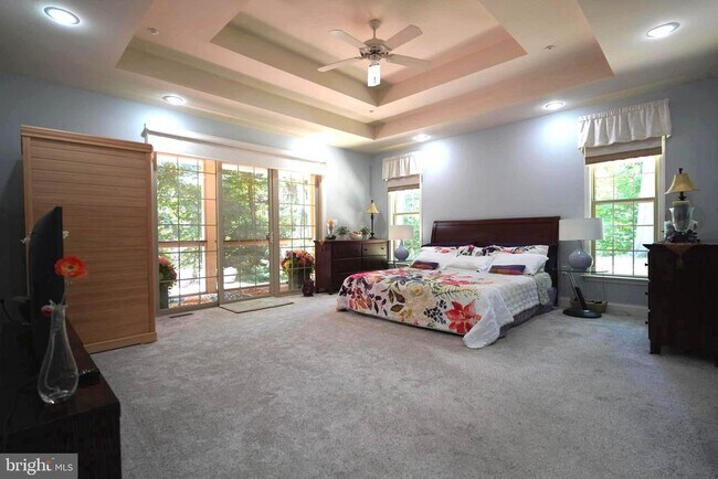 Building Photo - 15401 Jamies Way