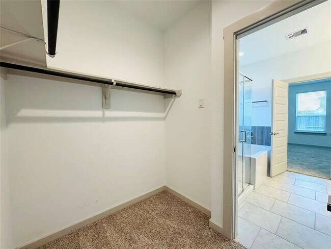 Building Photo - 3011 Jackmans Diamond