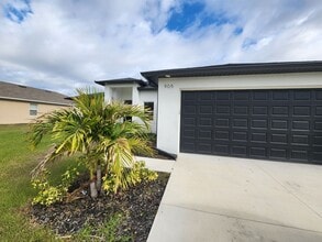 Building Photo - 905 NW 1st St