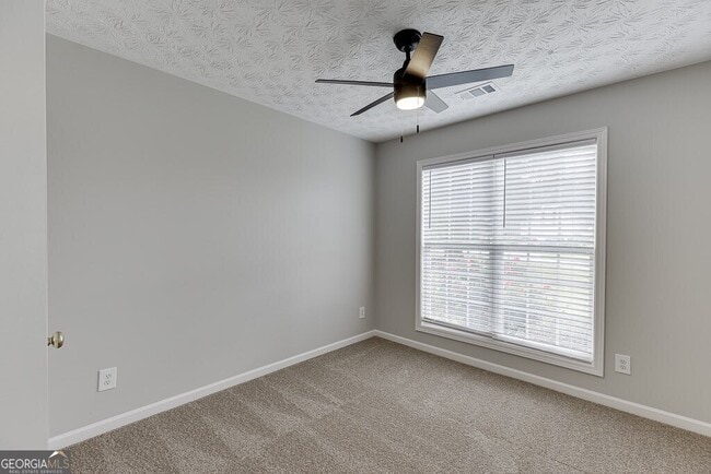 Building Photo - 164 Beacon Dr