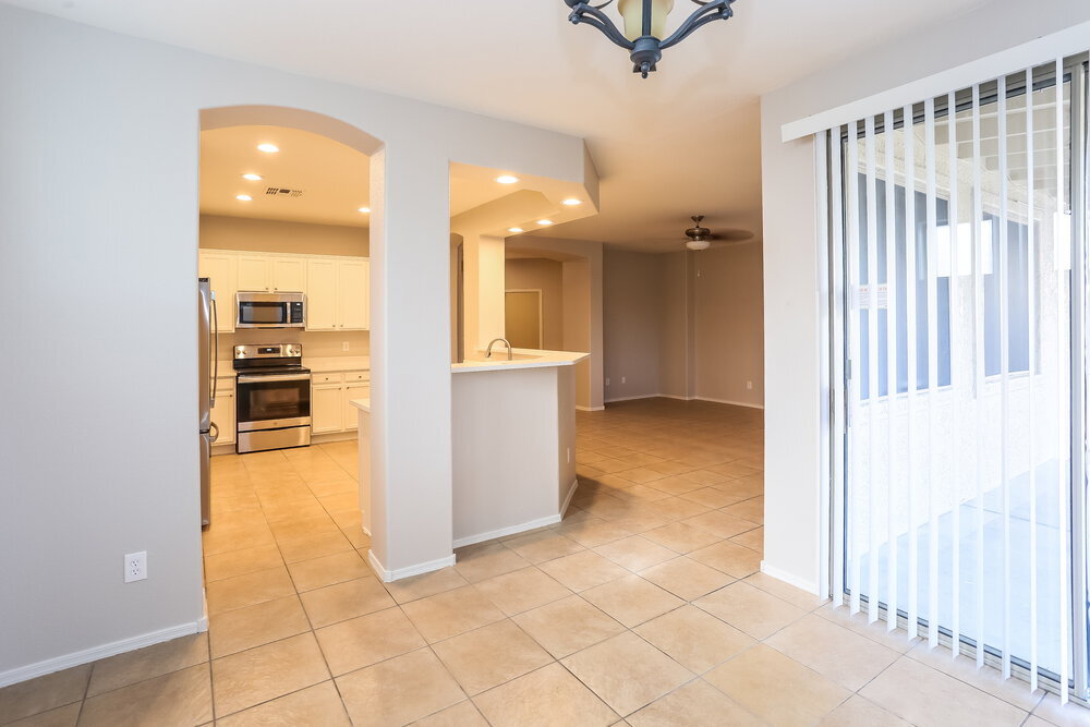 Building Photo - 6531 S 17th Ave