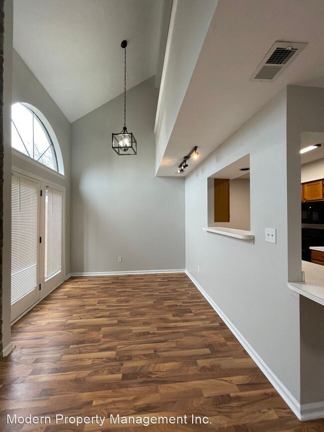 Building Photo - 2 br, 2 bath House - 3033 Bonanza Drive