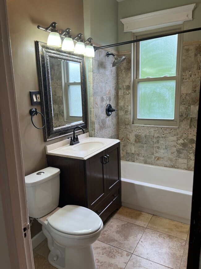 Building Photo - 8037 Floral Ave