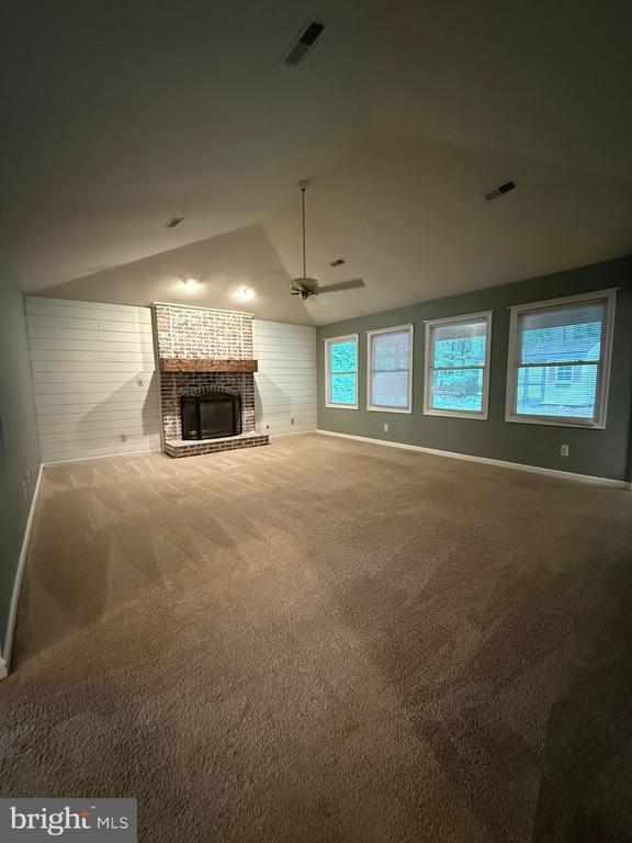 Building Photo - 222 Bosun Cove