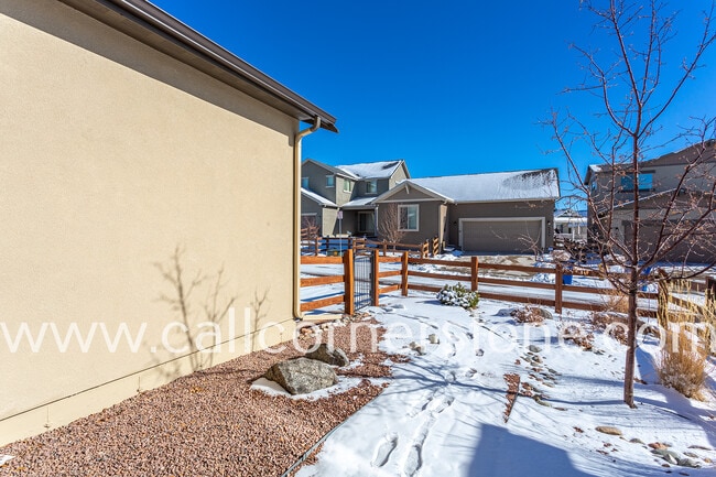 Building Photo - 6698 Lucky Star Ln