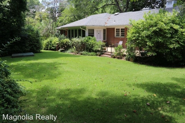 Building Photo - 2 br, 2 bath House - 525 S. College Street