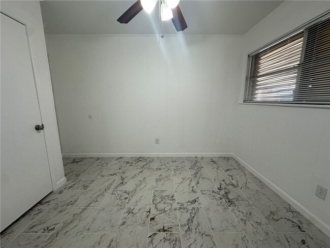 Building Photo - 136 Daniel Moore Ave