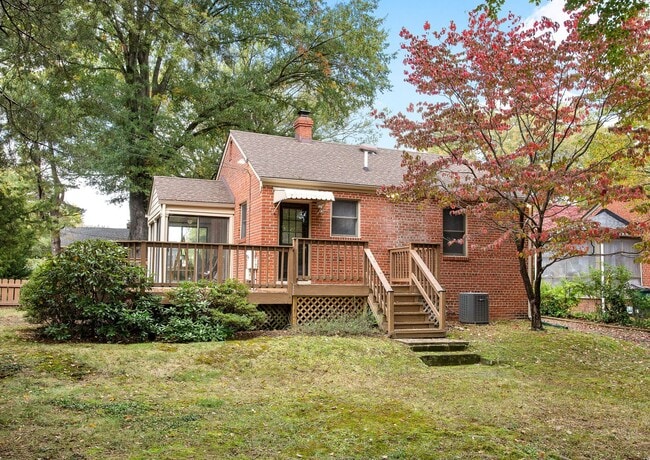 Building Photo - 1301 Orchard Rd