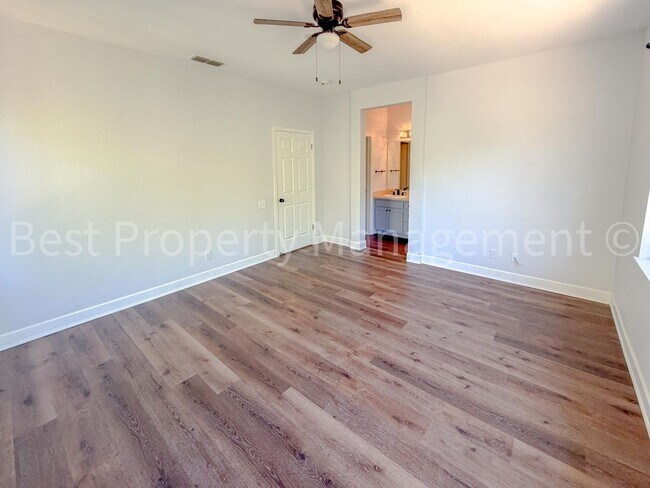Building Photo - 23010 Canyon Terrace Dr