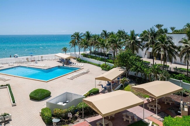 Building Photo - 3505 S Ocean Dr