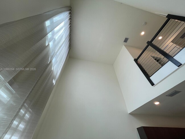 Building Photo - 4700 NW 84th Ave