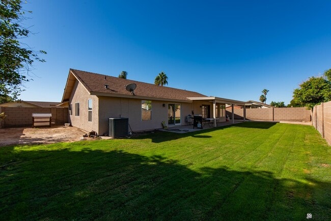 Building Photo - 3484 W 14th St