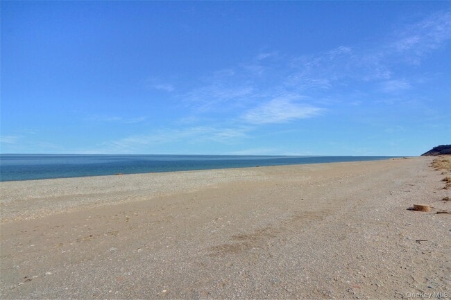 Building Photo - 171 Harbor Beach Rd