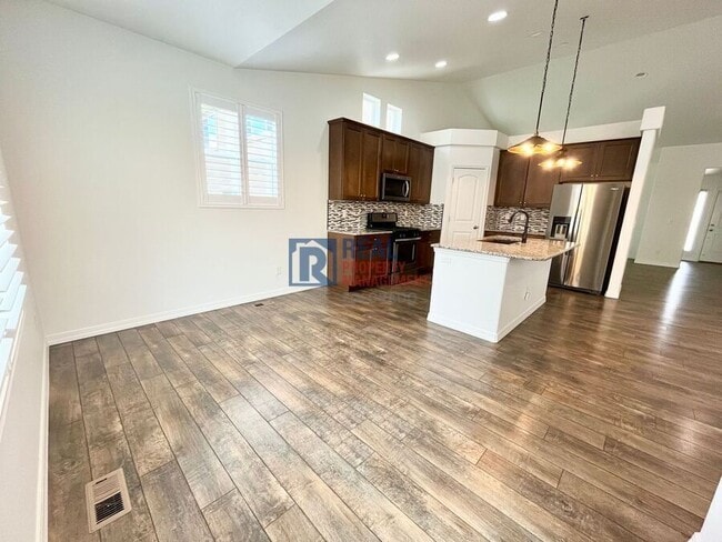 Building Photo - 10831 Fossil Dust Dr