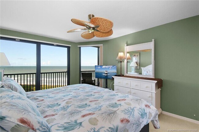 Building Photo - 2375 NE Ocean Blvd