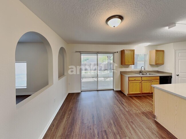 Building Photo - 209 King Arthur Ct