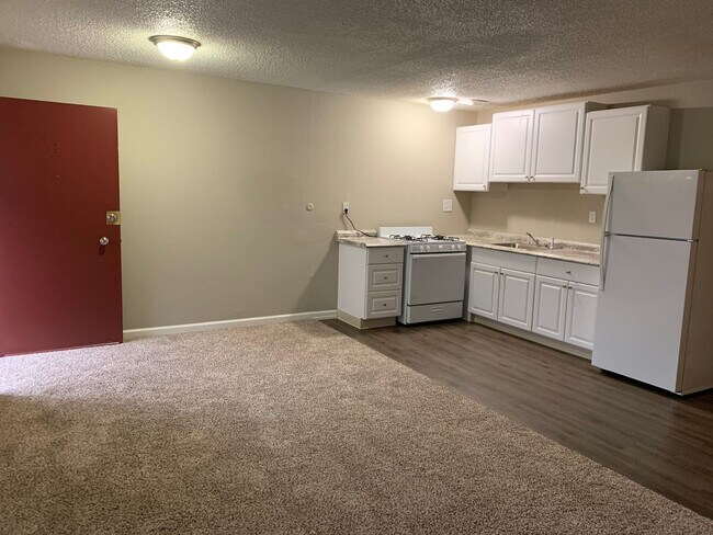 Interior Photo - Carabay Apartments