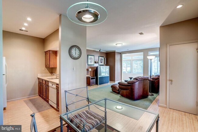Building Photo - 12232 Fort Buffalo Cir