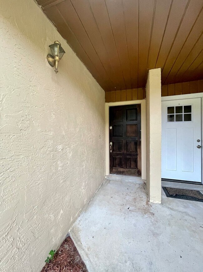 Building Photo - Cozy 2 bed 2 bath in Winter Park