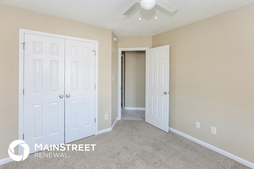 Building Photo - 5803 Bridgeway Dr