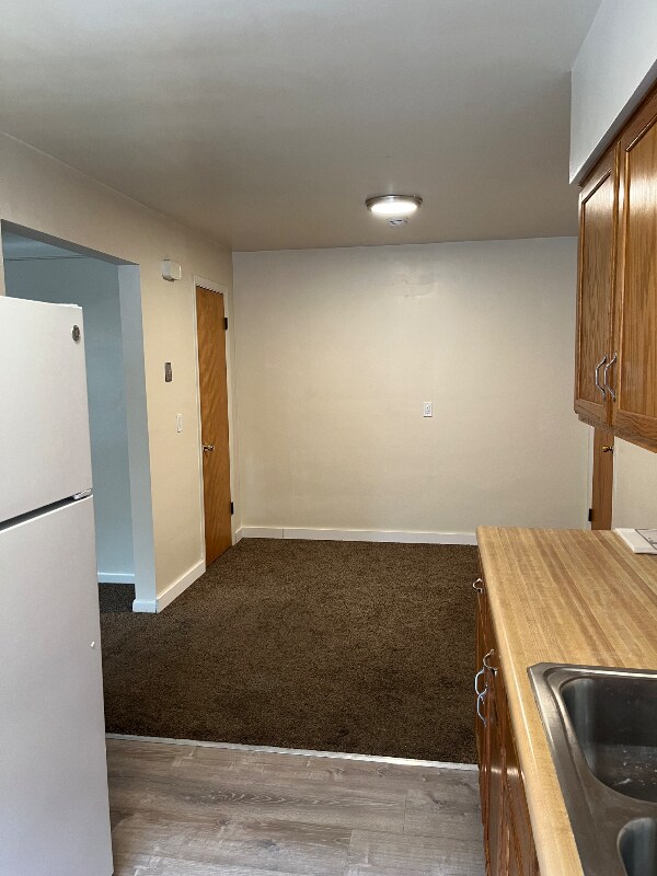 Building Photo - 1814 Compton Rd