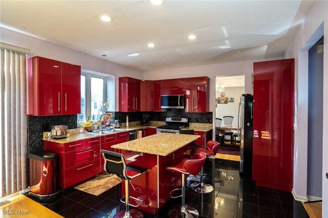 Building Photo - 2820 Francena Ct