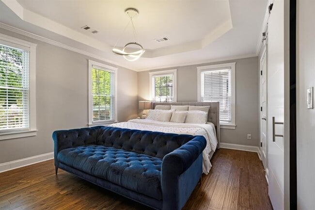 Building Photo - 1272 Oakland Terrace SW