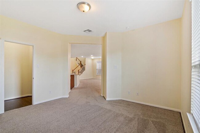 Building Photo - 26218 Riley Glen Dr