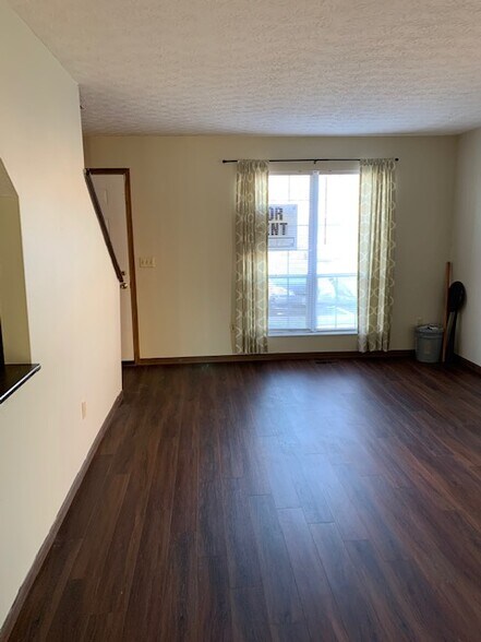 Building Photo - 5252 Bracken House Ct