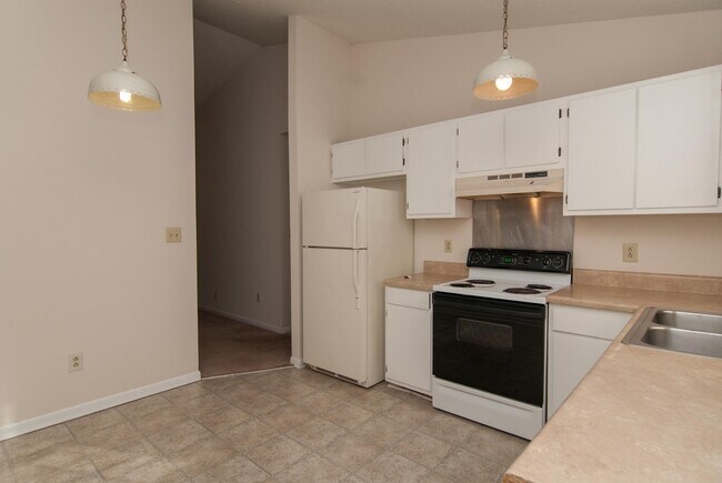 Building Photo - 4107 Kenan Ct