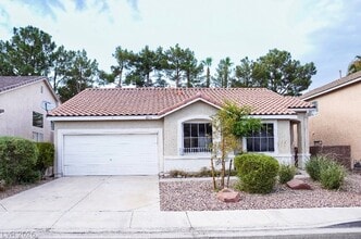 Building Photo - 2236 Le Conte Ave