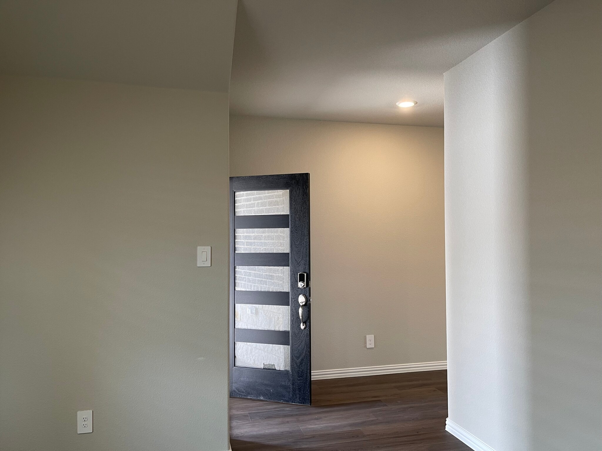 modern stylish front w front office next to front - 608 Easthill Dr