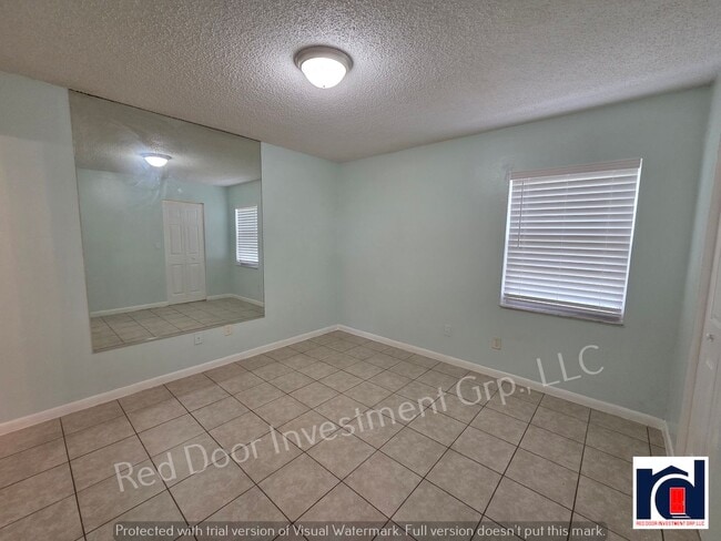 Building Photo - Stunning 2 Bedroom/2 Bath Quad in Quail Run