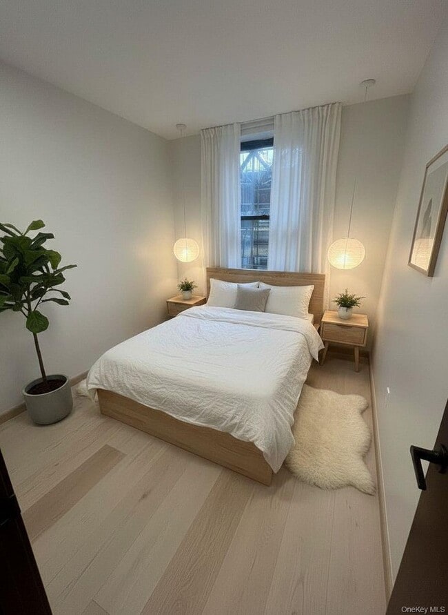 Building Photo - 294 Broadway