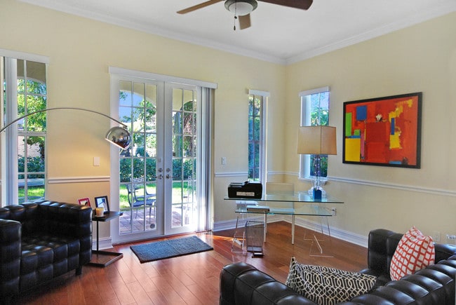 Building Photo - 516  Flamingo Drive