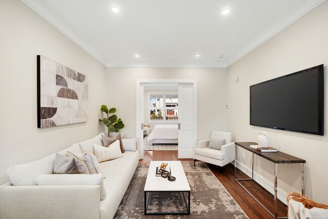 Building Photo - 31 East Ave