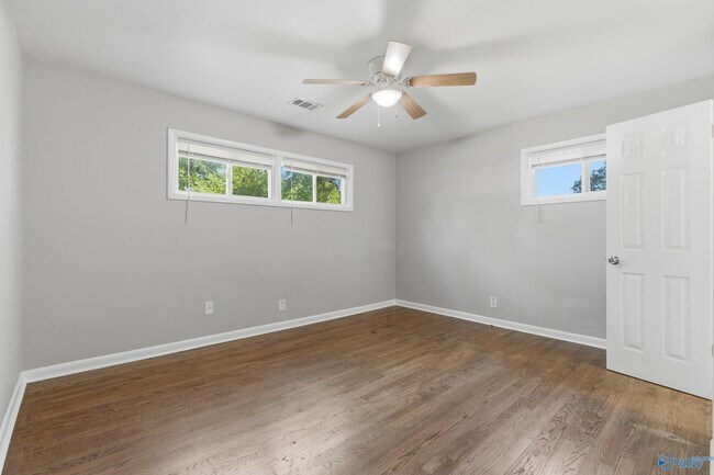 Building Photo - 1607 Clb Vw Dr NW