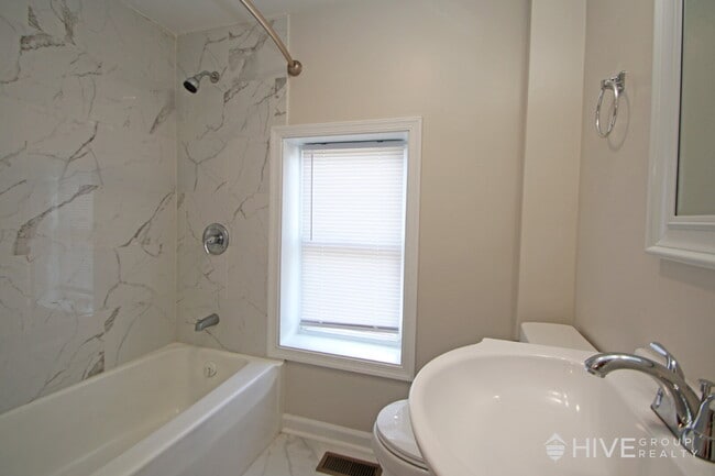 Building Photo - Fully Remodeled Home with Detached Garage ...