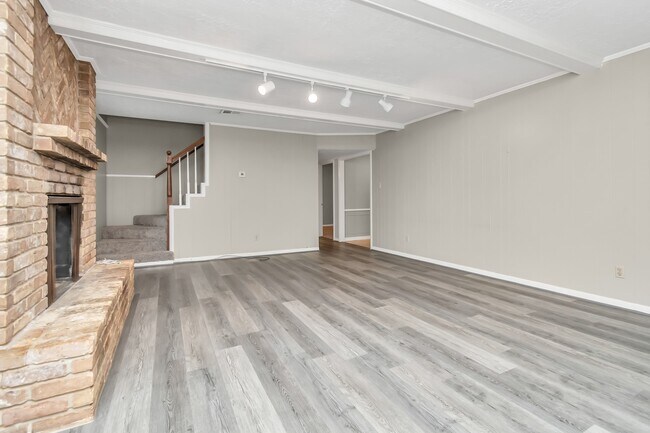 Building Photo - 12526 Hazelwood Ln