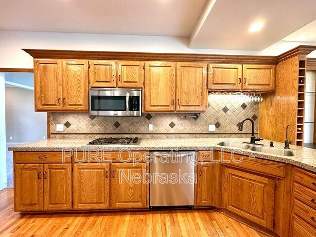 Building Photo - 3447 S 161st Cir