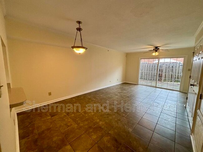 Building Photo - 2613 Berkshire Rd