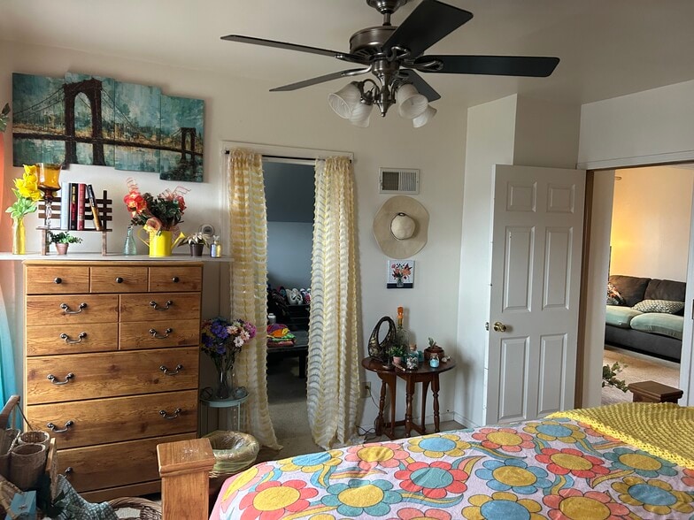 Bedroom 1 - 3708 E Somers Ave