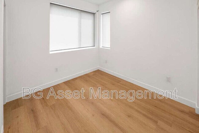 Building Photo - 3909 Wattling St