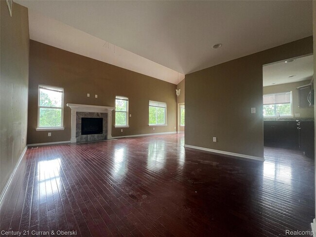 Building Photo - 3493 Silver Stone Dr