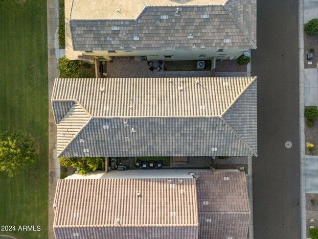 Building Photo - STUNNING 5 BEDROOM WITH LOFT & BONUS ROOM 3.5 BATH IN EASTMARK MESA COMMUNITY 2,655 SQ FT