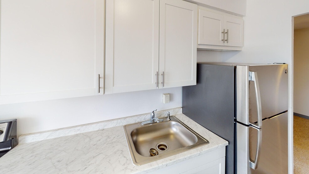 Primary Photo - Lebanon Vue