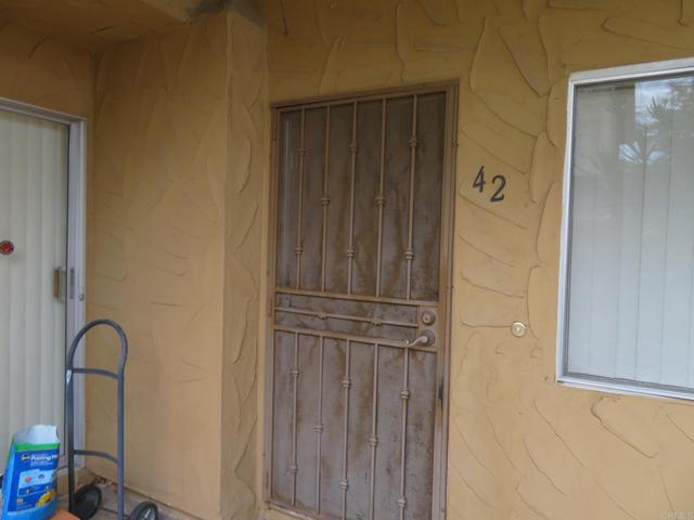 Building Photo - 1450 Melrose Ave